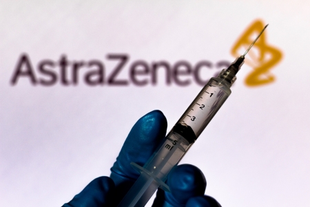 A AstraZeneca diz que não consegue vender doses de sua vacina para empresas por enquanto