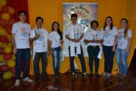 Lançamento dos Jogos Rurais Sol a Sol reúne em torno de 400 pessoas em Garruchos