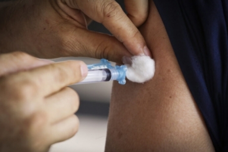 Santa Rosa vai vacinar adolescentes acima de 12 anos